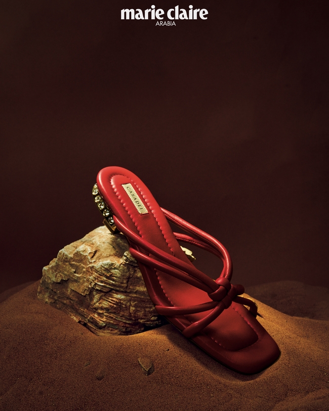 حذاء Pellame من جلد نابا باللون الأحمر الناري من Casadei