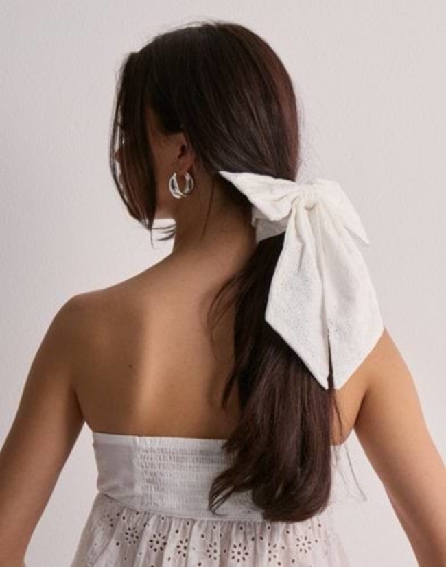 ربطات شعر للكبار