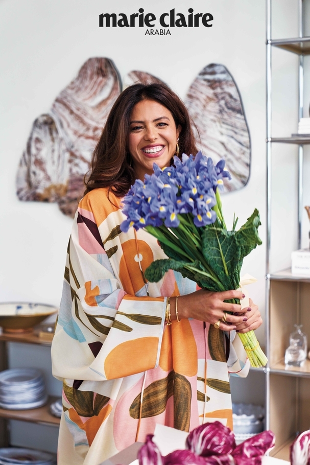 القطعة الفنّية: معرض،The Third Line للفنّانة Sara Naim