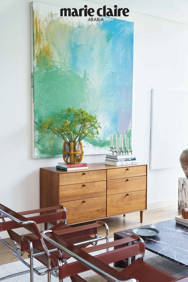 اللوحة من ابتكار عنود الزبن وابنتها