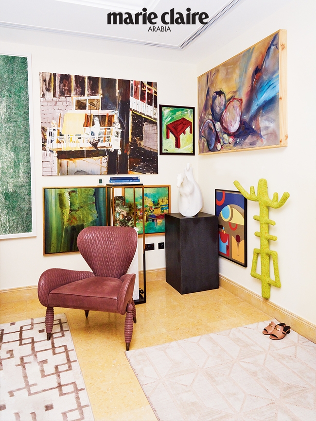 أعمال فنّية بتوقيع كلّ من Hassan Sharif و Hashel Al Lamki و Mohamed Ahmed Ibrahim