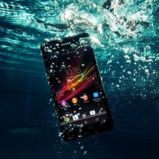 هاتف XPERIA ZR الجديد من Sony مقاوم للماء