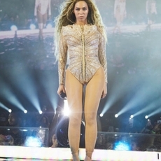 أزياء شربل زوي ترافق Beyoncé خلال جولتها Formation