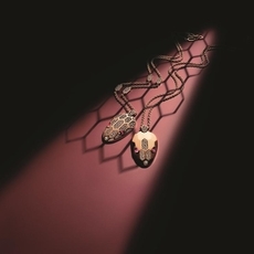BVLGARI تقدّم أحدث التصاميم من مجموعة Serpenti الساحرة