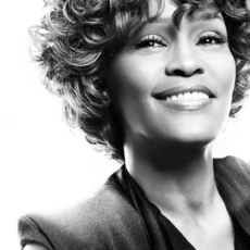 فيلم جديد يؤكد تعرّض Whitney Houston للاعتداء في عمر صغير