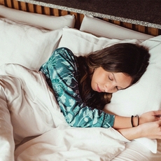 ما هي اسباب النوم المتقطع؟