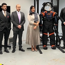 الاميرة ريما بنت بندر تزور رائدي الفضاء السعوديين في اميركا
