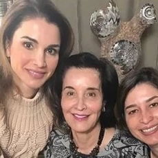 ماذا تعرفين عن اخوات الملكة رانيا؟