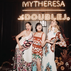 رحلة إيطالية ساحرة في قلب البندقية مع La DoubleJ و Mytheresa