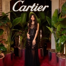 إطلالات آسرة لضيوف Cartier في اسطنبول