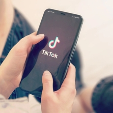 تيك توك يضيف مزايا جديدة لرقابة الأهل على محتوى أولادهم!