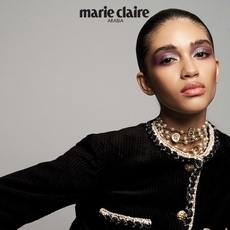 لمسة ساحرة تشبه الجواهر مع لوحة الظلال LES 4 OMBRES من CHANEL