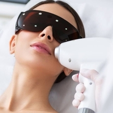 ليزر التصبغات الحل الفعّال لتوحيد لون البشرة واستعادة النضارة