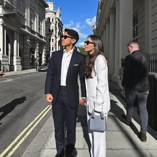 الأمير عبد المتين والأميرة أنيشا ينتظران مولودهما الأول