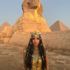 ممثلات مصر يسطع نجمهنّ في حفل افتتاح المتحف المصري الكبير