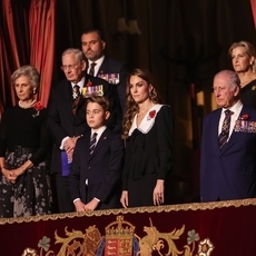 كيت ميدلتون تخطف الأضواء في مهرجان الذكرى السنوي