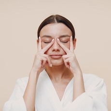 تمارين للوجه: حافظي على شباب البشرة ولا تترددي!