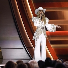 الفائزين والفائزات بحفل توزيع جوائز CMA 2025