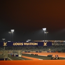لحظة ذهبية في الدوحة: فوز Max Verstappen وشراكة لافتة بين الفورمولا 1 و Louis Vuitton