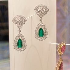 Buccellati تحكي قصتها في 250 قطعة فنية في شنغهاي