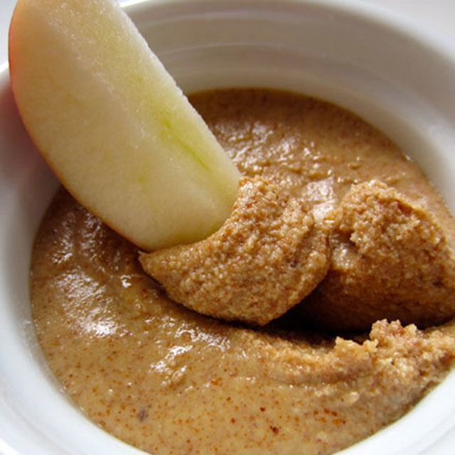زبدة اللوز