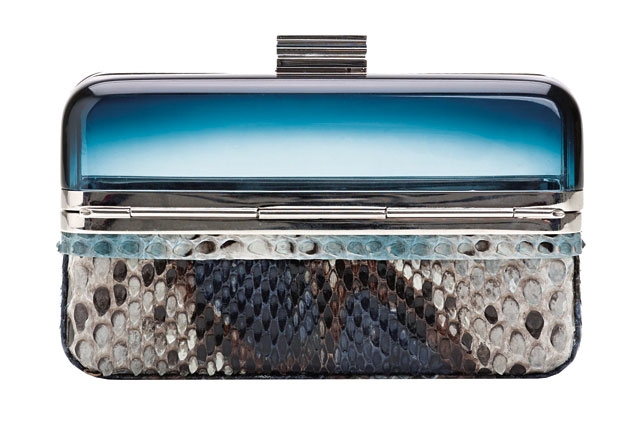 أناقة عصرية من Salvatore Ferragamo