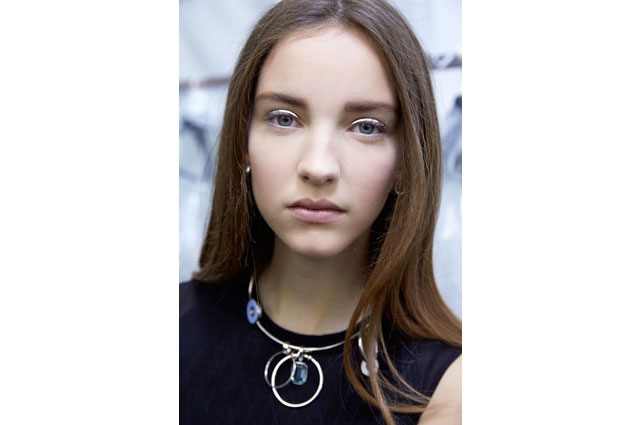 العين نقطة تركيز Dior لخريف وشتاء 2014-2015