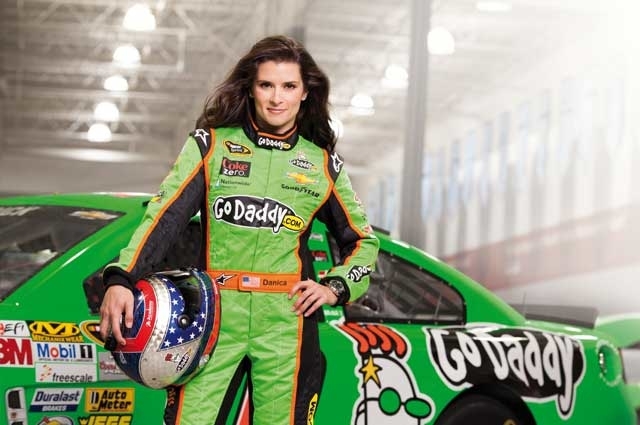 Danica Patrick متسابقة السيارات