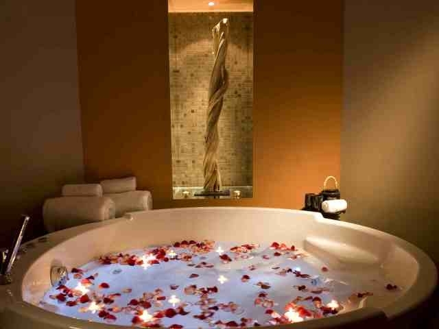 SensAsia Urban Spa ينشر الحب في فبراير