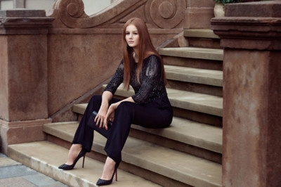 مصمّمو الملابس الجاهزة من Fashion Forward دبي