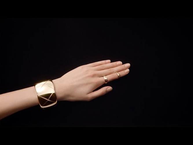 الحب من النظرة الأولى مع Coco Crush من Chanel