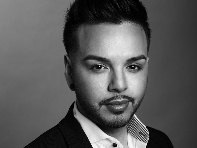 Gilbert Soliz خبير تجميل عالمي لـMarc Jacobs Beauty