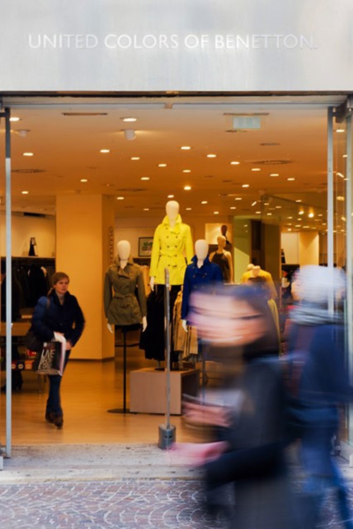 ماذا كلّف Benetton مليون دولاراً؟