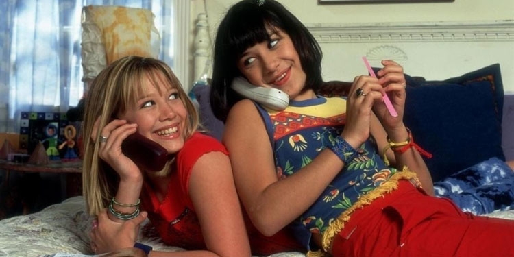 نجوم Lizzie McGuire معاً من جديد
