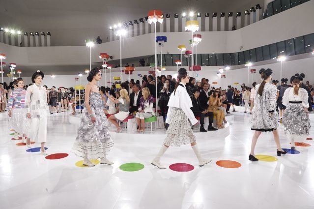 مجموعة Cruise 2015-16 من Chanel