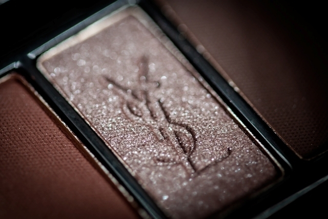 COUTURE VARIATION ظلال عيون متناغمة الألوان من YSL