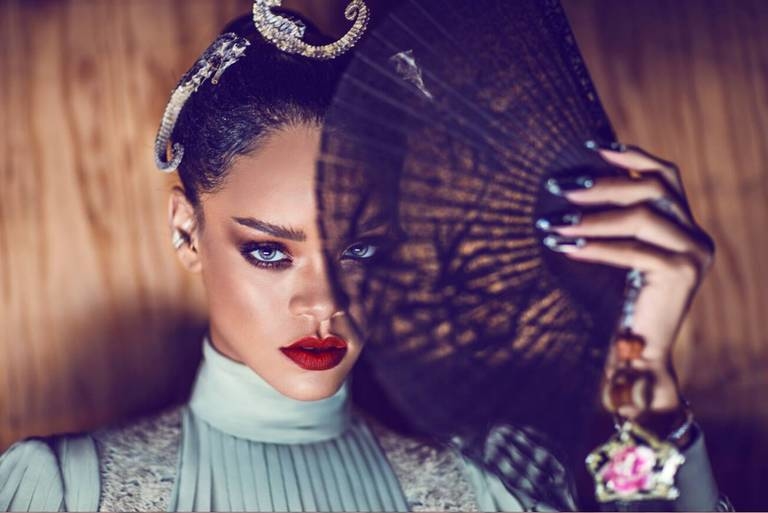 ما علاقة Rihanna بفريق ريال مدريد؟