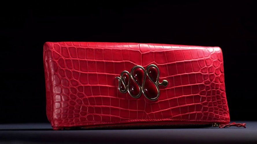 Clutch باريسيّ مميّز