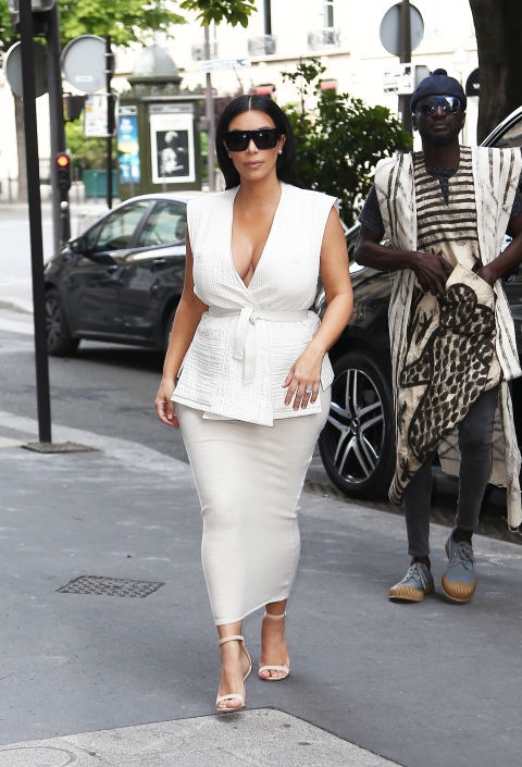 إطلالات  Kim Kardashian الجديدة