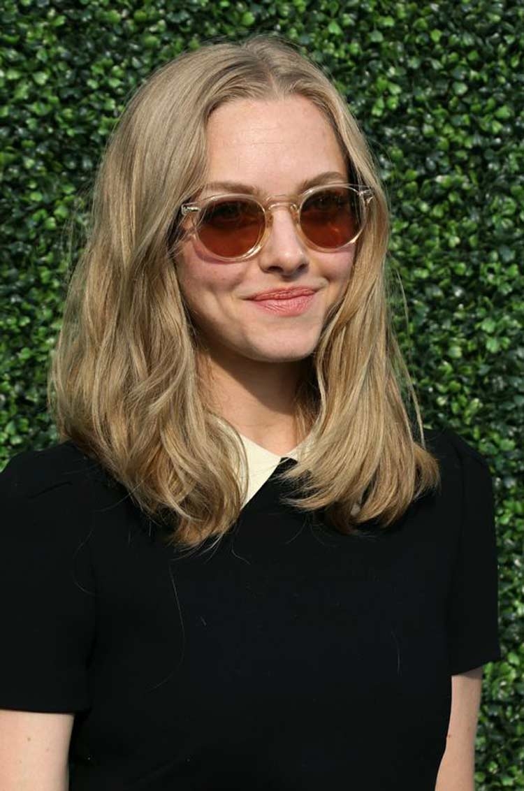 Amanda Seyfried والشعر متوسط الطول