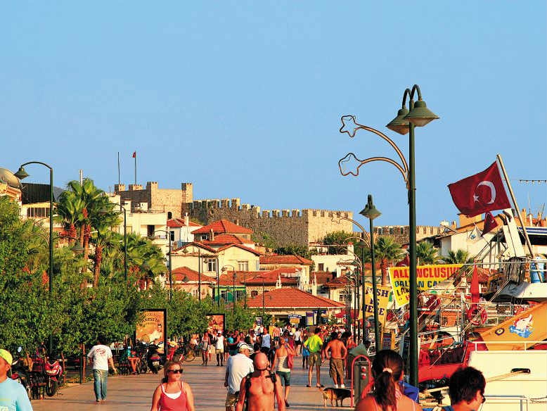 التسوق العالمي في Marmaris