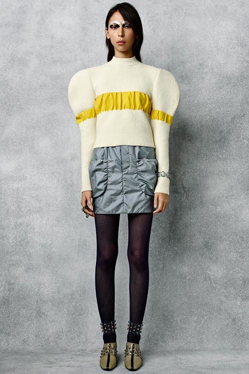 إبداع وأزياء JW Anderson