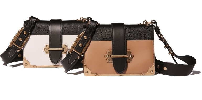 دار Prada تكشف النقاب عن حقيبتَي Pionnière وCahier