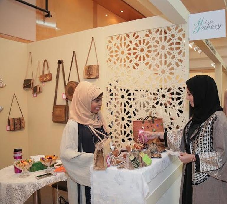 نادي سيدات الشارقة يدعم رائدت الأعمال والمساهمة في أعمال الخير