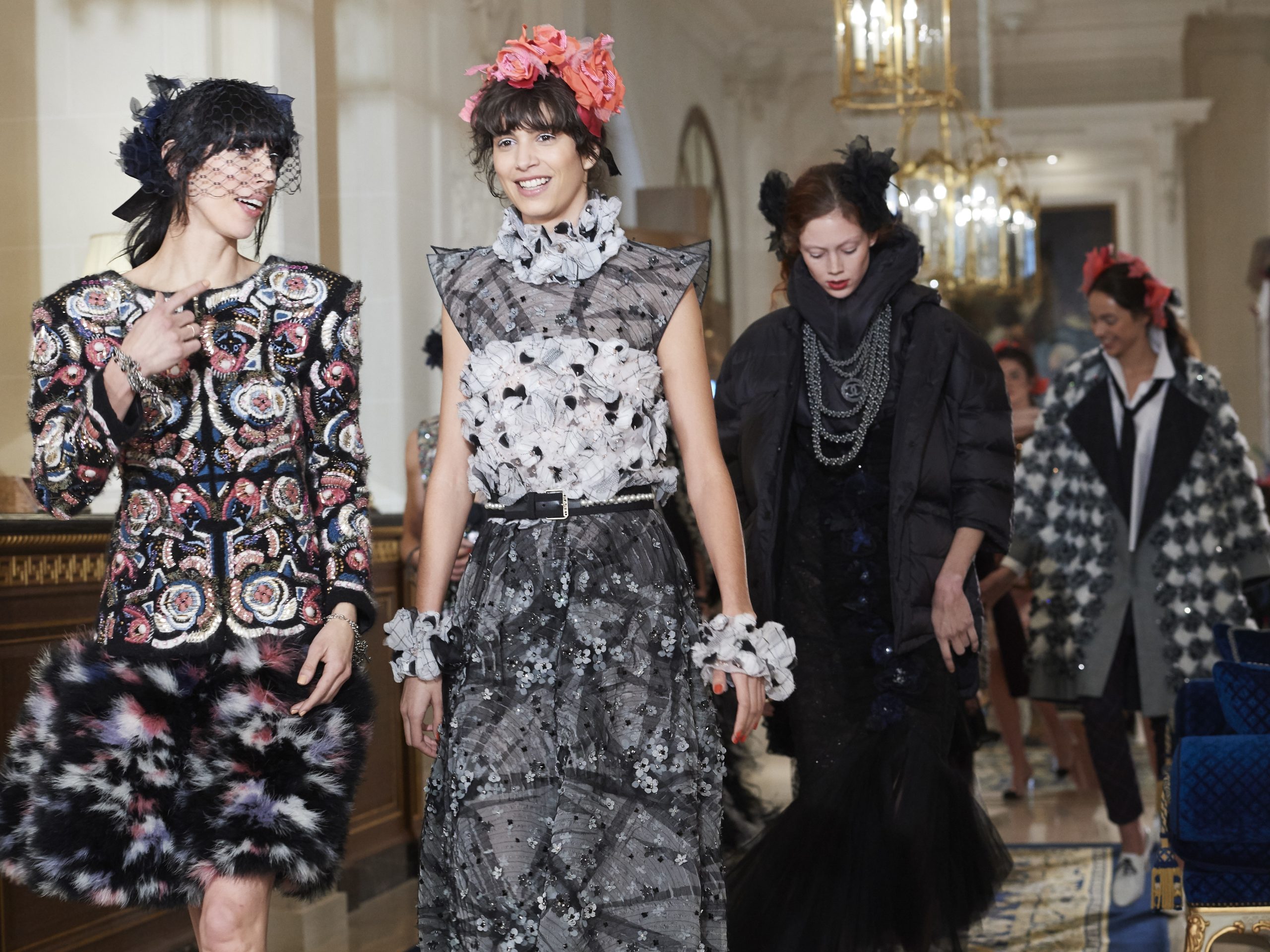 نظرة على عرض Métiers d’Art من Chanel