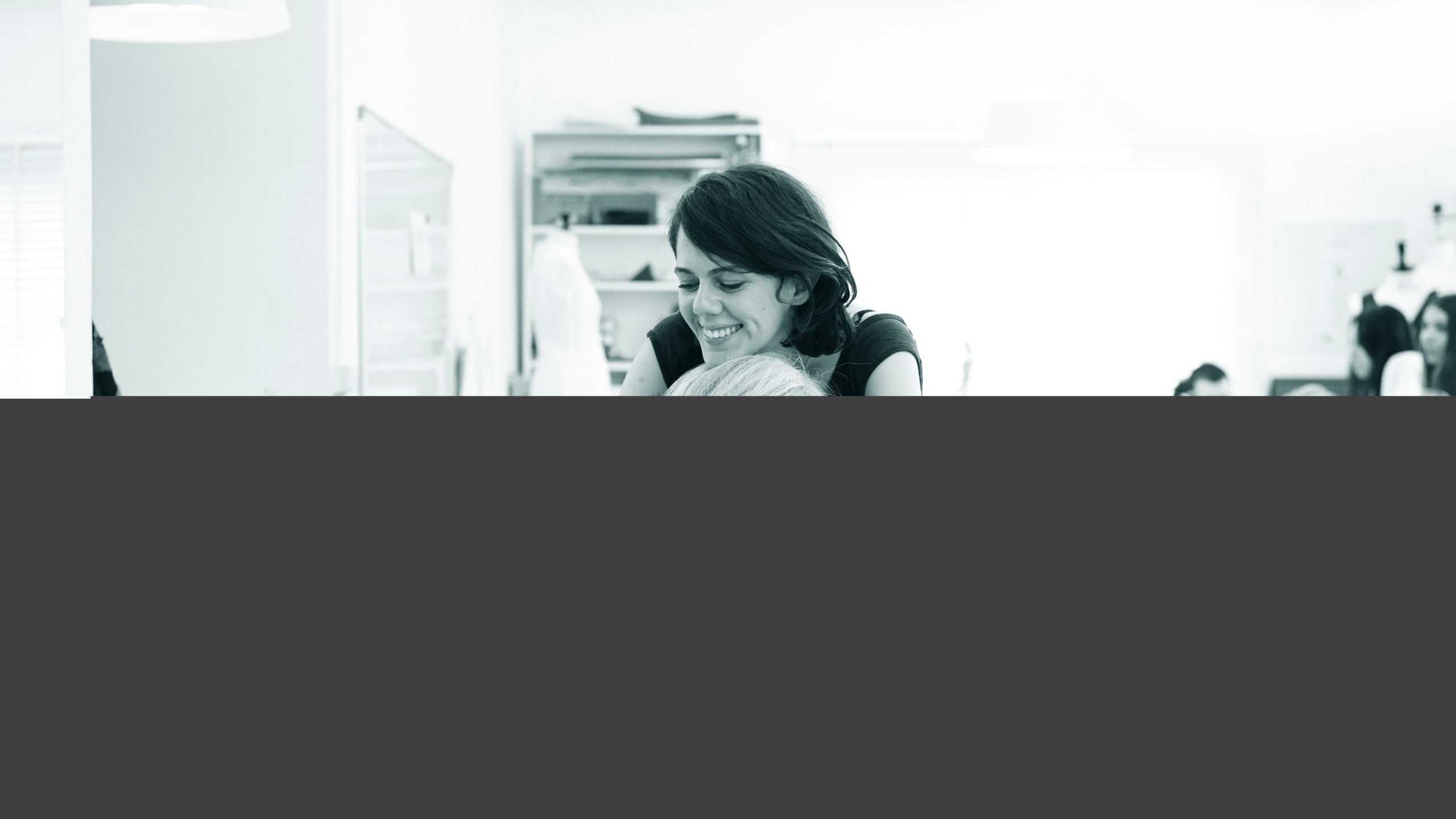 Sarah Hermez… مؤسسة أول مدرسة تصميم الأزياء المجانية في بيروت