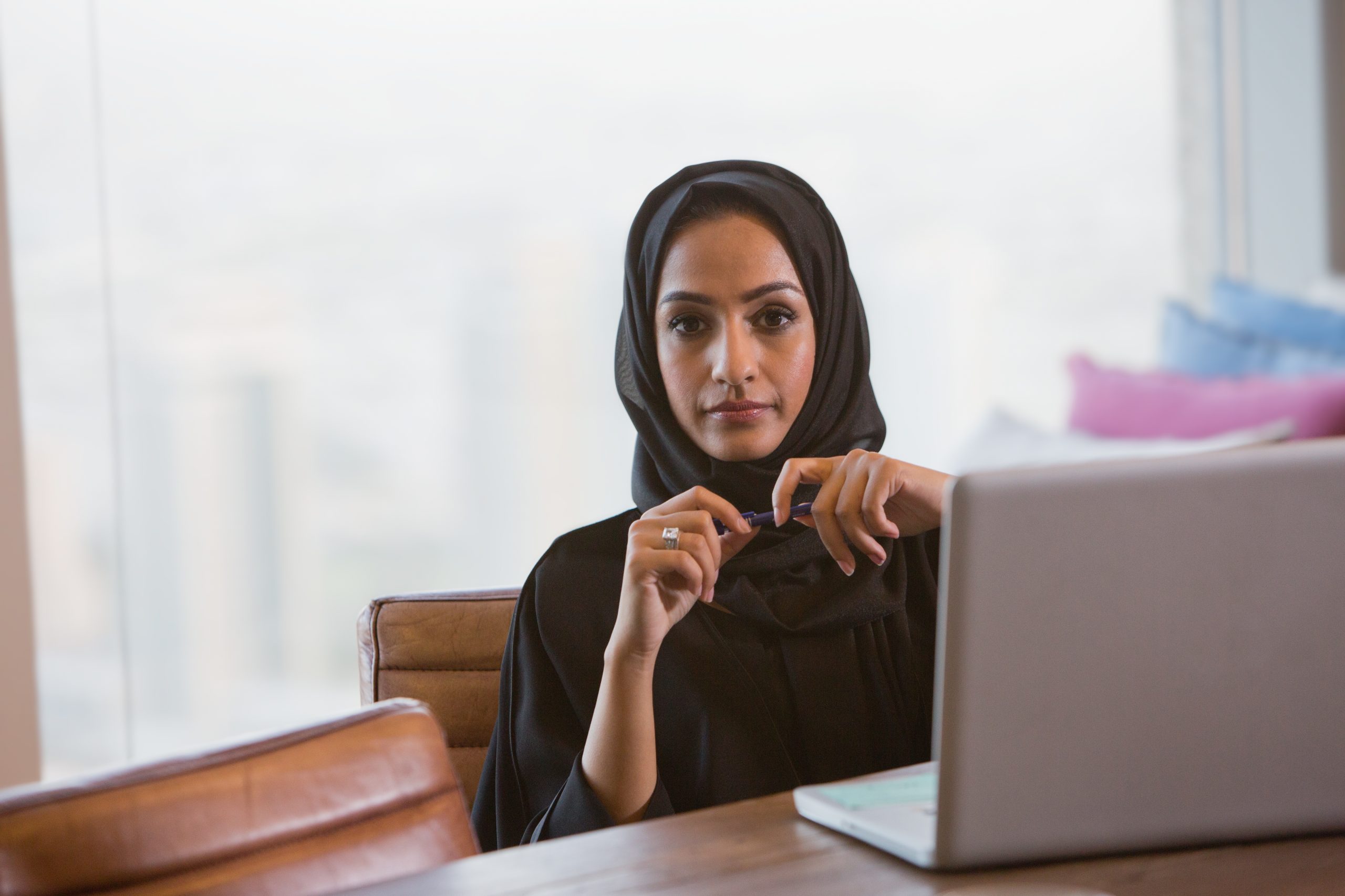 السعوديّات يؤسّسنّ شركاتهنّ من دون وصاية رجل