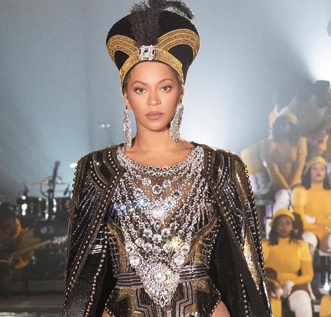 إليك الإطلالات الأجمل التي رصدناها لك من حفل Coachella