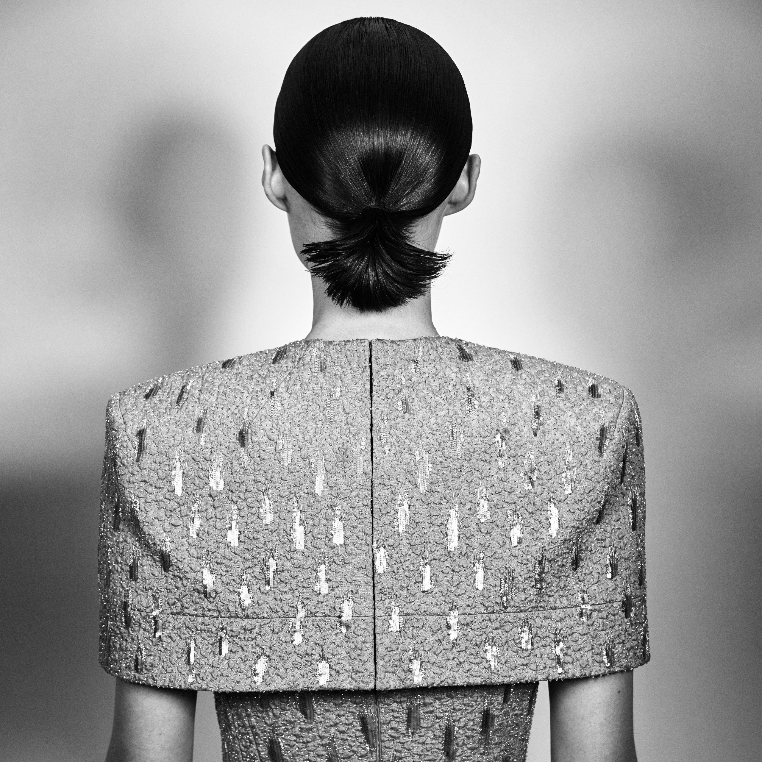 تعرّفي على وجه Givenchy الجديد