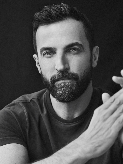 Louis Vuitton  تكمل مسيرتها مع Nicolas Ghesquière